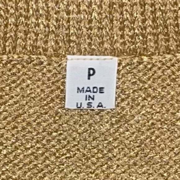 St. John Shimmery Gold Open Knit Sweater and Skirt Size 2 - Picture 9 of 11